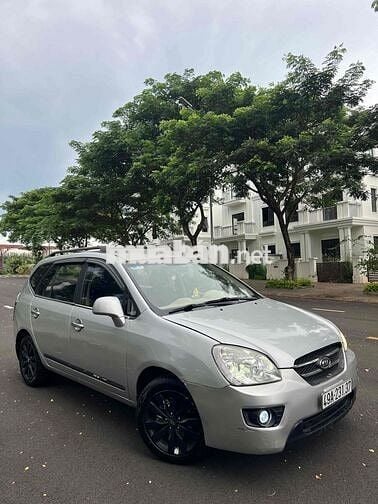 Kia Carens 2010 LX 1.6 MT - 156456 km