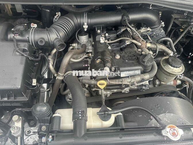Toyota Innova 2019 2.0E