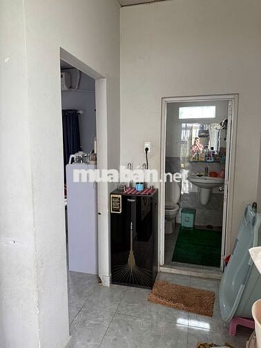 Nhà 1lau Bình Chánh sổ hồng hoàn công hẻm xe tải 8m giá 3ty2 TL