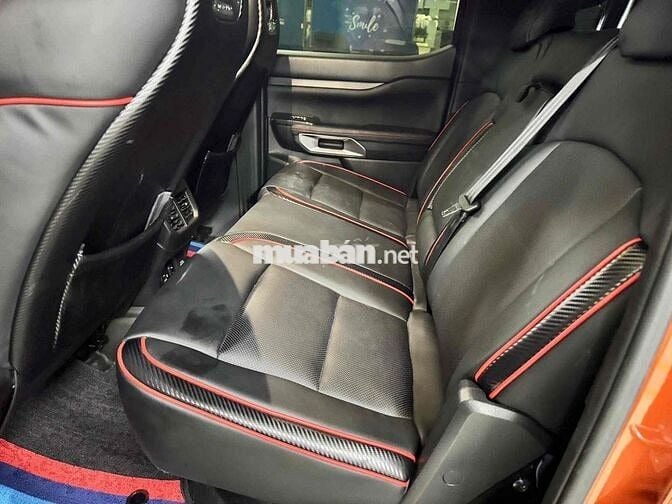 HÃNG BÁN FORD WILDTRAK 2023 ĐỘ 200TR ĐẸP, VAY70%