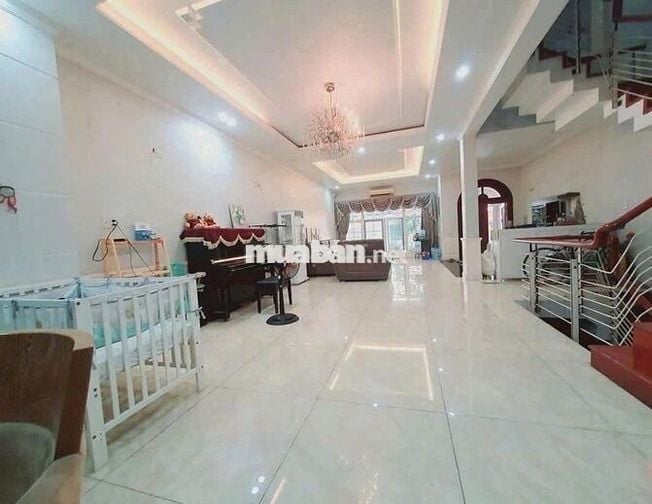 KHU VIP ĐƯỜNG HOA – 46B Hoa Sứ - 6 x 17m - 4 Tầng - Nhà Đẹp