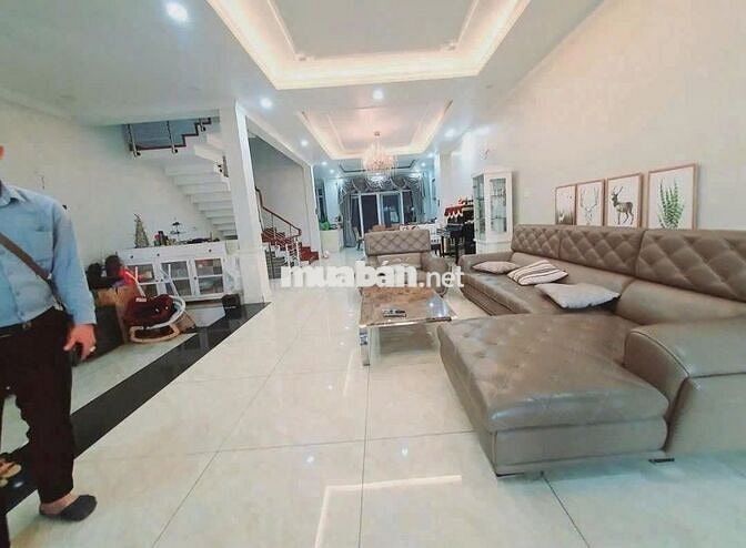KHU VIP ĐƯỜNG HOA – 46B Hoa Sứ - 6 x 17m - 4 Tầng - Nhà Đẹp