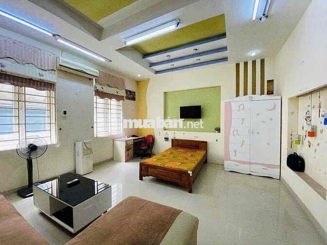 Nhà Nguyên Căn phố Tam Trinh, Hoàng Mai 38m x5 Tầng Full Nội Thất