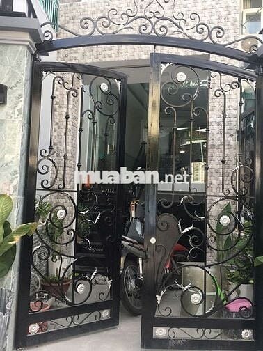 cho thuê nhà còn mới ngay mặt tiền Đỗ Tấn Phong, rộng gần 60m2