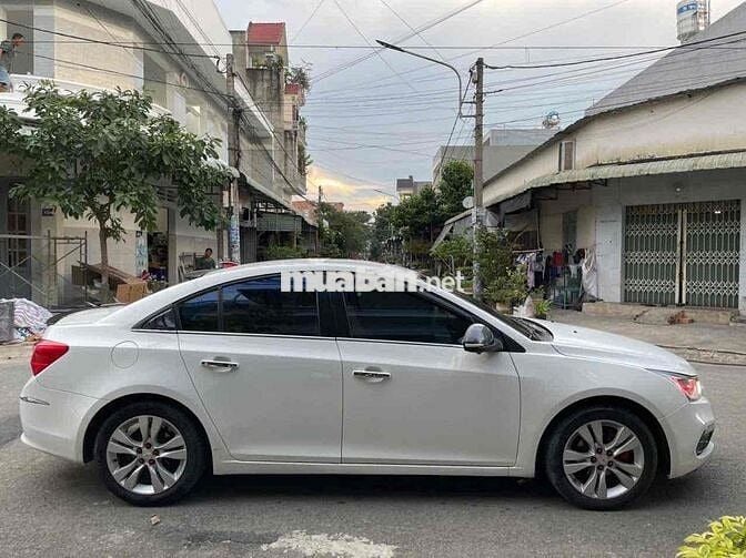 Chevrolet Cruze 2017 LTZ 1.8L - 13000 km