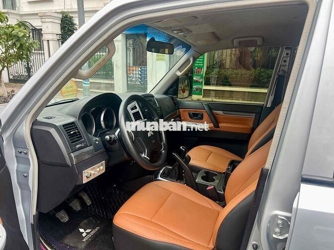 Mitsubishi Pajero 2009 - 140000 km