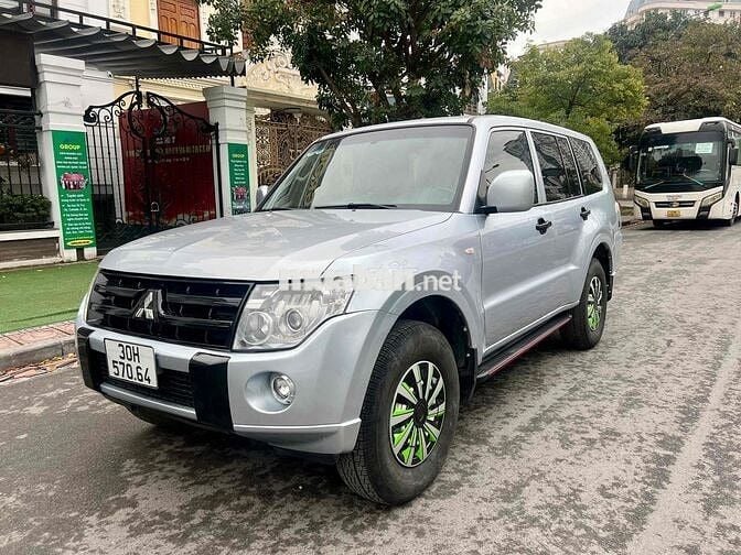 Mitsubishi Pajero 2009 - 140000 km