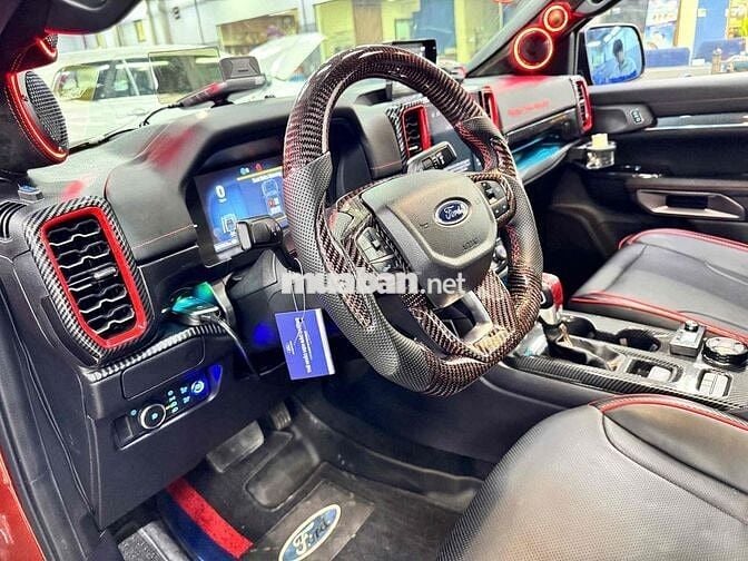 HÃNG BÁN FORD WILDTRAK 2023 ĐỘ 200TR ĐẸP, VAY70%