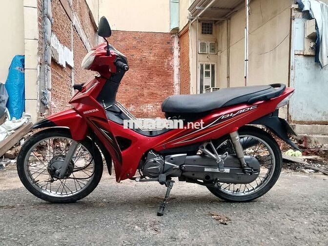 Lên tay ga nên cần bán xe đang chạy hằng ngày.