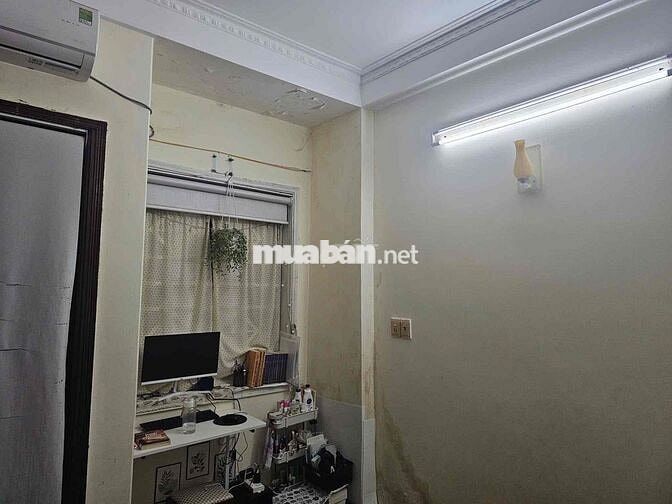 Bán nhà hẻm xe hơi,gần 40 m2 xây 2 lầu,chỉ 4 tỷ,Nguyễn Văn Khối,Gò Vấp