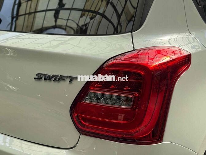 Suzuki Swift GLX 2023 - Chất Xe Rất Mới !!