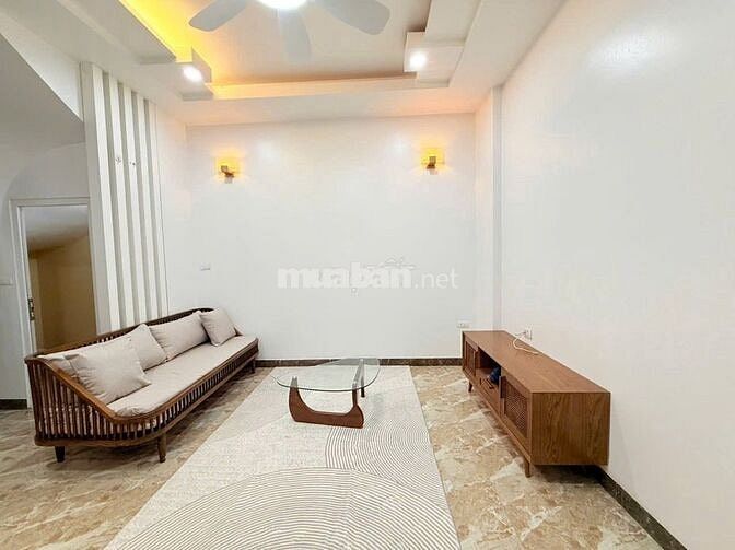 BÁN NHÀ CẦU GIẤY - VỊ TRÍ ĐẸP - GIÔNG THÔNG THUẬN TIỆN - Ở NGAY BÁN NHÀ CẦU GIẤY - VỊ TRÍ ĐẸP - GIÔNG THÔNG THUẬN TIỆN - Ở NGAY