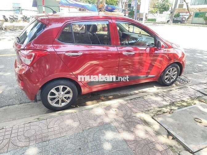 Grand i10 động cơ 1.2 AT - odo51000 km