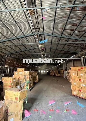 CHO THUÊ KHO 3000M2 ĐƯỜNG PHAN VĂN HỚN CÓ PCCC TRẦN CAO 12M CON40F VÀO