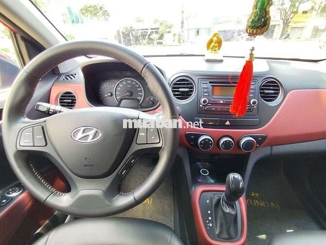 Grand i10 động cơ 1.2 AT - odo51000 km