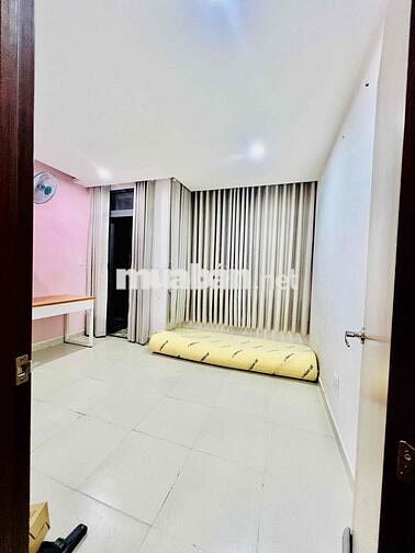 Nhà Sạch Sẻ DT 90m2 Gần Cầu Giao Khẩu 3Pn 2Wc Ngã Tư Ga Về Gò Vấp Gần