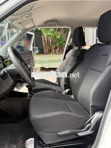 Suzuki Swift GLX 2023 - Chất Xe Rất Mới !!