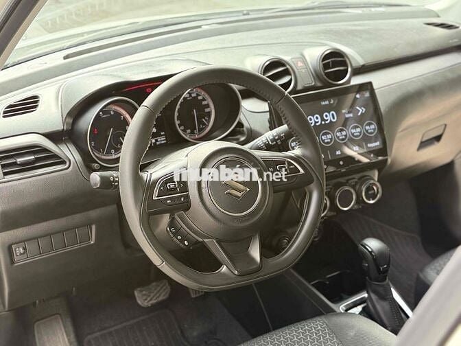 Suzuki Swift GLX 2023 - Chất Xe Rất Mới !!