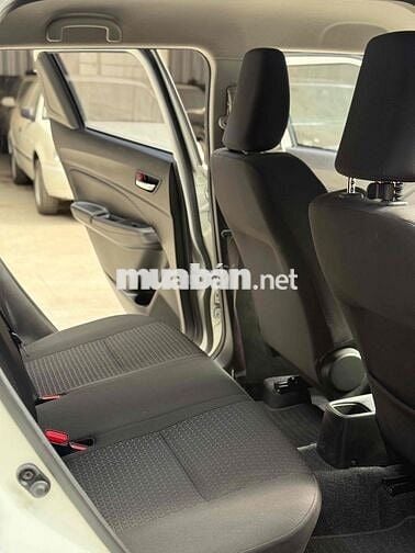 Suzuki Swift GLX 2023 - Chất Xe Rất Mới !!
