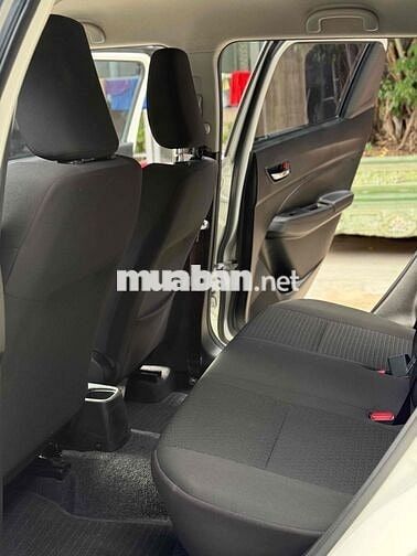 Suzuki Swift GLX 2023 - Chất Xe Rất Mới !!