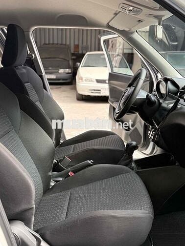 Suzuki Swift GLX 2023 - Chất Xe Rất Mới !!