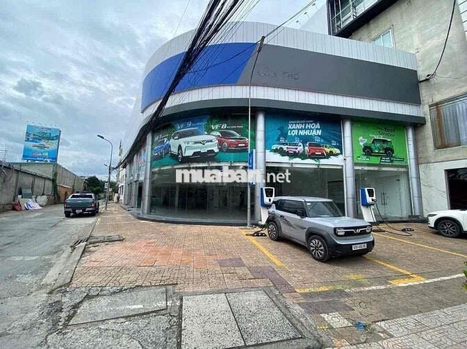 Cho Thuê Showroom 2 Mặt Tiền Đường 30-04