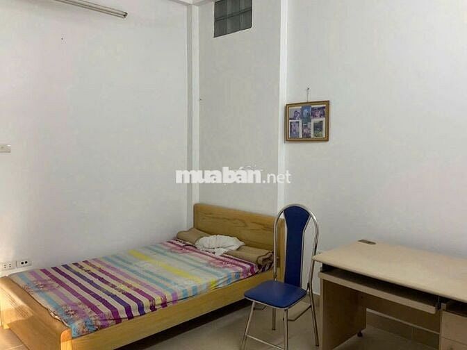 Chính chủ cho thuê nguyên căn ở phố Dịch Vọng, quận Cầu Giấy, Hà Nội
