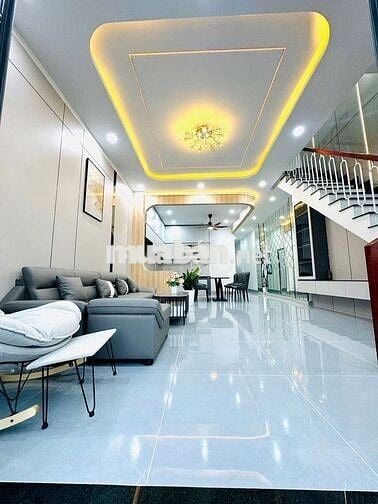 Nhà 1 trệt 1 lầu thổ cư 100% đường nhựa 12m phường Trảng Dài
