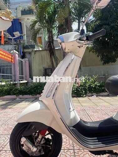 vespa sprint Lươt - odo 10k