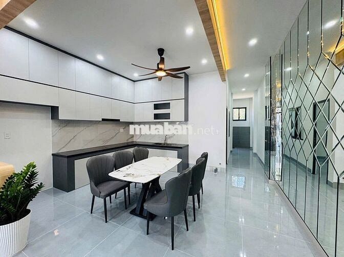Nhà 1 trệt 1 lầu thổ cư 100% đường nhựa 12m phường Trảng Dài