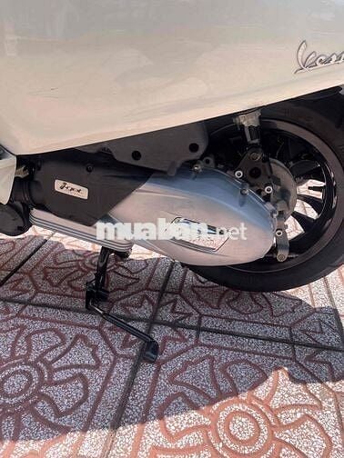 vespa sprint Lươt - odo 10k