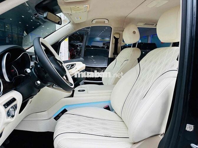 Mercedes Benz V Class 2015 V220 CDI up NT Maybach