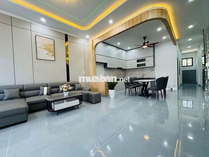 Nhà 1 trệt 1 lầu thổ cư 100% đường nhựa 12m phường Trảng Dài