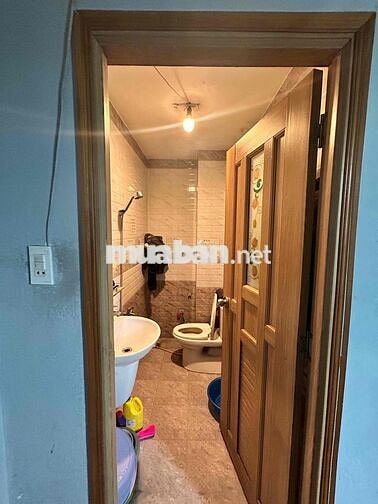 MẶT TIỀN BÌNH LONG - 4 X 30 - 3 LẦU - 6P - MỚI