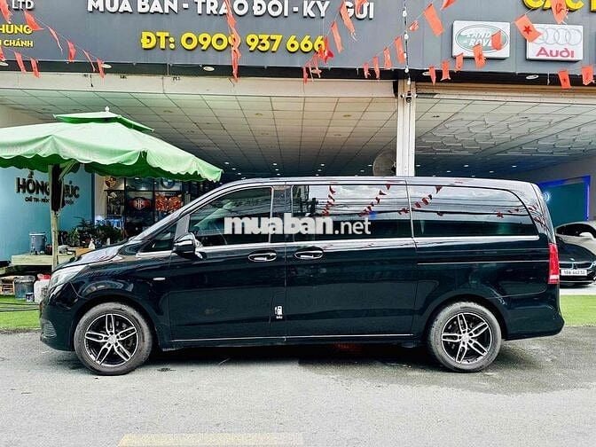 Mercedes Benz V Class 2015 V220 CDI up NT Maybach