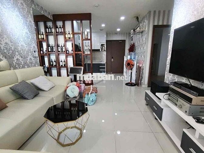 Cho thuê Grand Riverside 2pn view Bitexco chỉ 15tr5/tháng