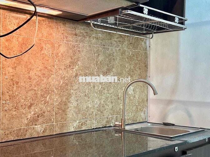 Cho thuê gấp căn hộ 2 phòng ngủ trung tâm quận 1 giá cực rẻ chỉ 7 trie
