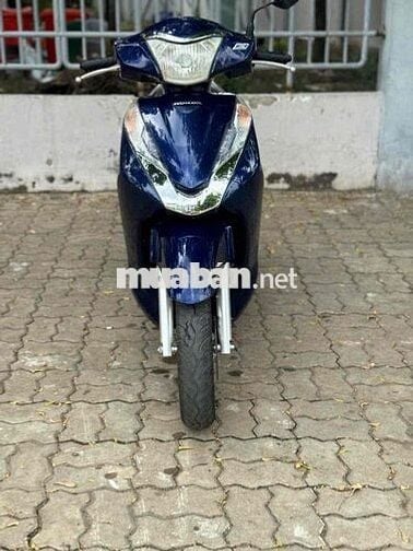 Lead 125(2013)bst chính chủ,trả trước 9tr nhận xe