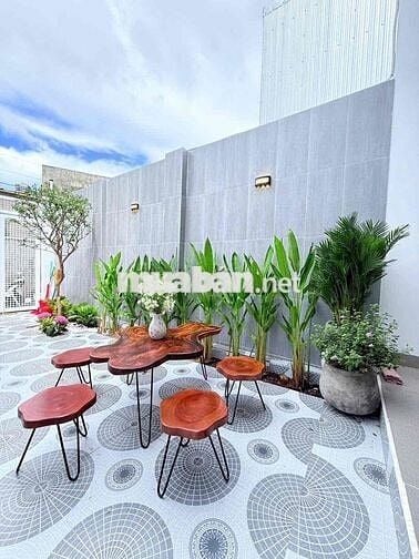 Nhà đẹp full nội thất 2 tầng 3 PN K14/5 Lê Thạch ngay cổng bến xe