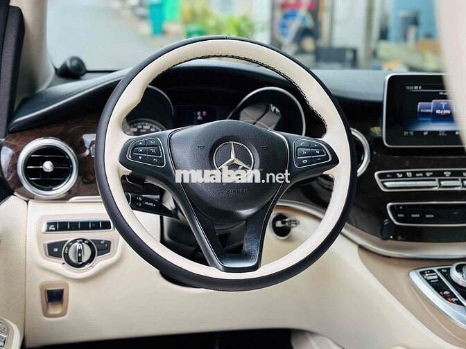 Mercedes Benz V Class 2015 V220 CDI up NT Maybach