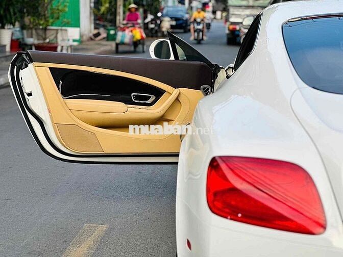 Bentley Continental Model 2014 W12 - 14000 km