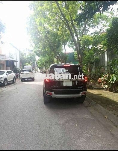 Đất Ngọc Thuỵ,TD Rộng,Giá Đầu Tư,DT 135m,MT 5m.Vĩa Hè,Giá chỉ 14,2 tỷ Đất Ngọc Thuỵ,TD Rộng,Giá Đầu Tư,DT 135m,MT 5m.Vĩa Hè,Giá chỉ 14,2 tỷ