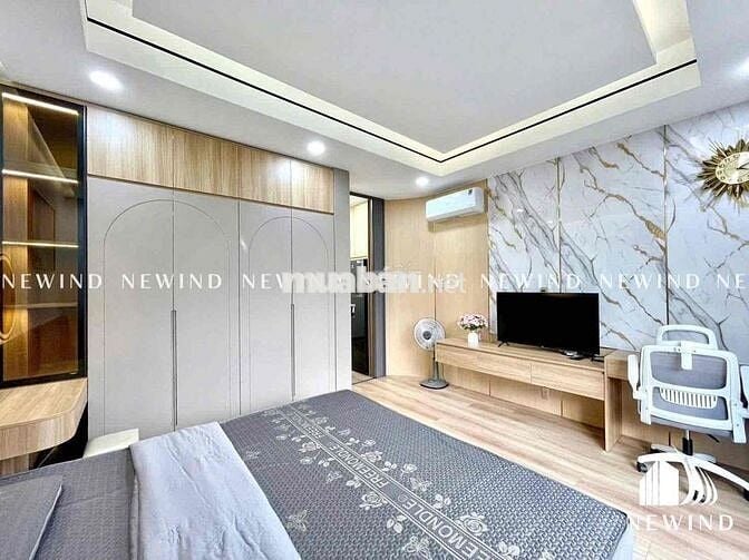 Cho thuê căn hộ 1PN balcony rộng 45m2 - CV Lê Văn Tám - Nhà thờ Đức Bà
