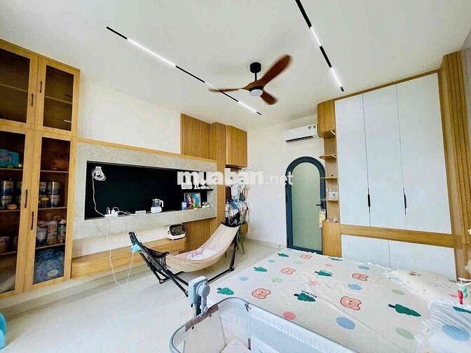 CHO THUÊ NHÀ MỚI KENG FULL NỘI THẤT