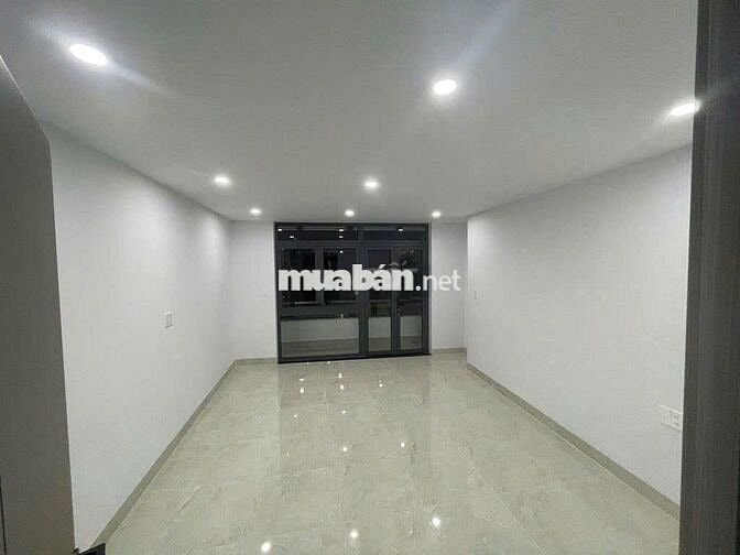 NGUYÊN CĂN QUẬN 3 NHÀ MỚI - 2 MẶT TIỀN - KD TỰ DO