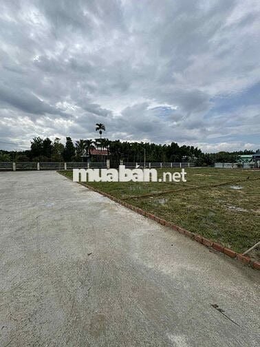 Bán lô mặt tiền  diện tích 200m2,Hòa Phong Hòa Vang, cách NKKN 200m