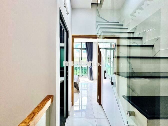 Nhà mới Bình Thạnh - Bùi Đình Tuý giá chỉ 4 TỶ x vị trí trung tâm