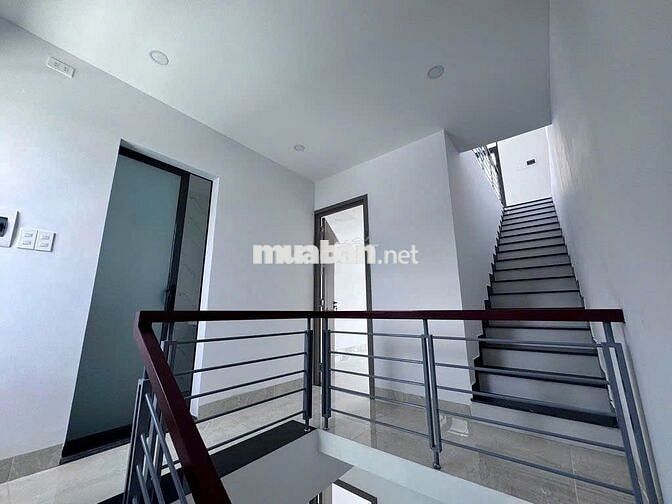 NGUYÊN CĂN QUẬN 3 NHÀ MỚI - 2 MẶT TIỀN - KD TỰ DO