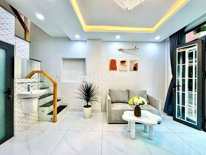 Nhà mới Bình Thạnh - Bùi Đình Tuý giá chỉ 4 TỶ x vị trí trung tâm