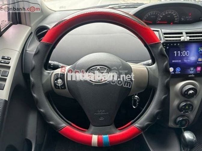 Toyota Yaris 1.5 AT 2011